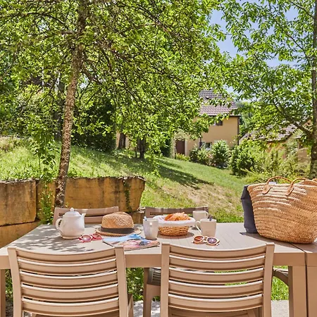 Residence Odalys - Les Coteaux De Sarlat Exterior photo