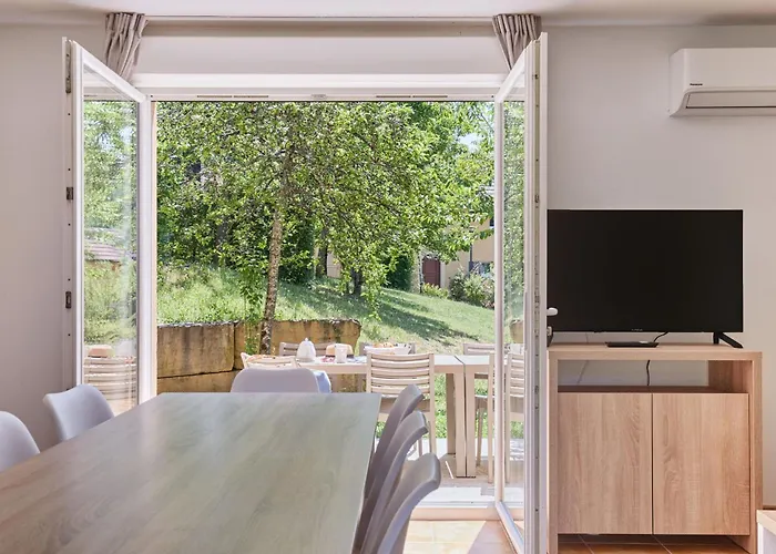 Residence Odalys - Les Coteaux De Sarlat