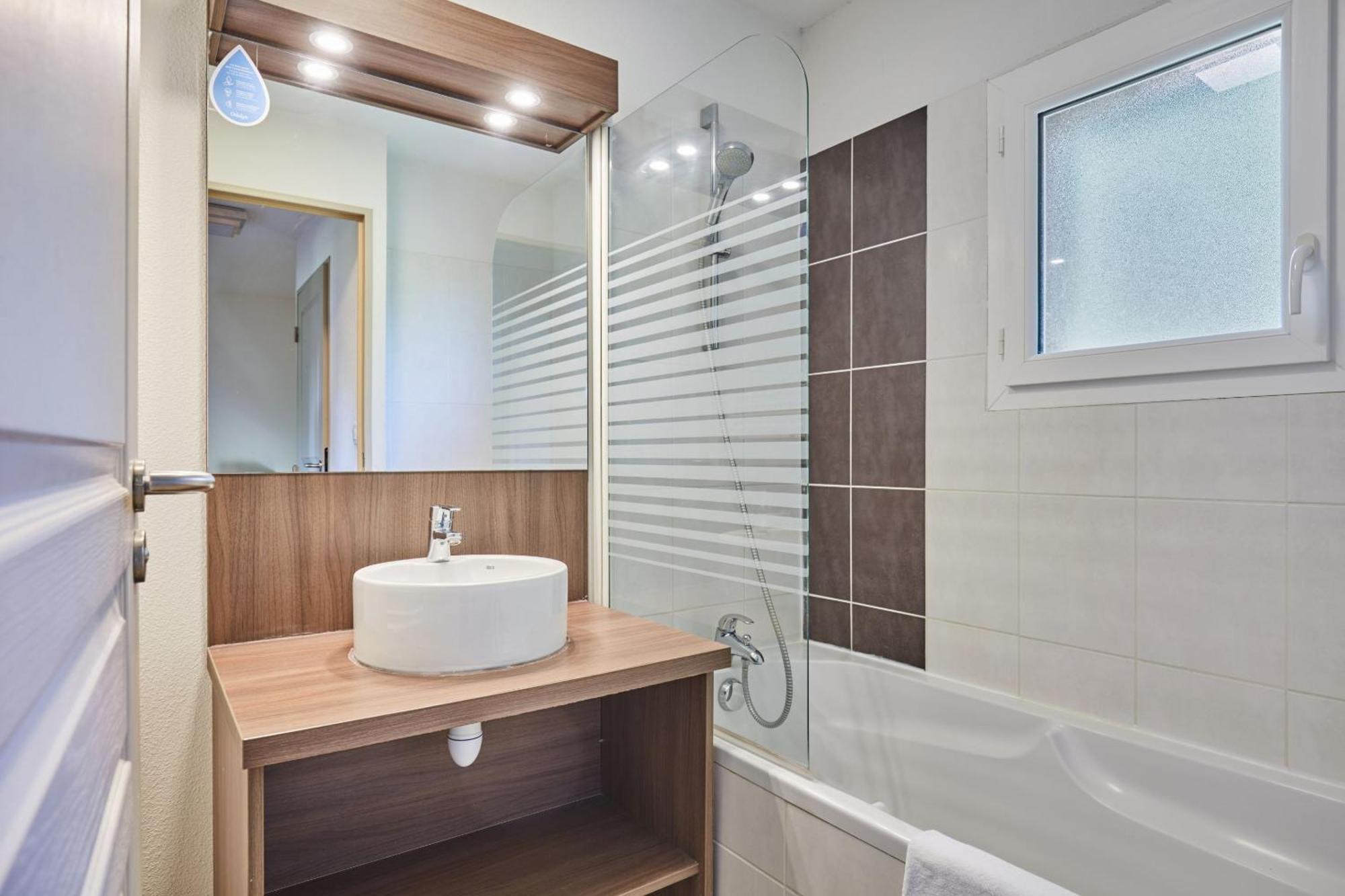 Apart-hotel Odalys - Les Coteaux De 4*
